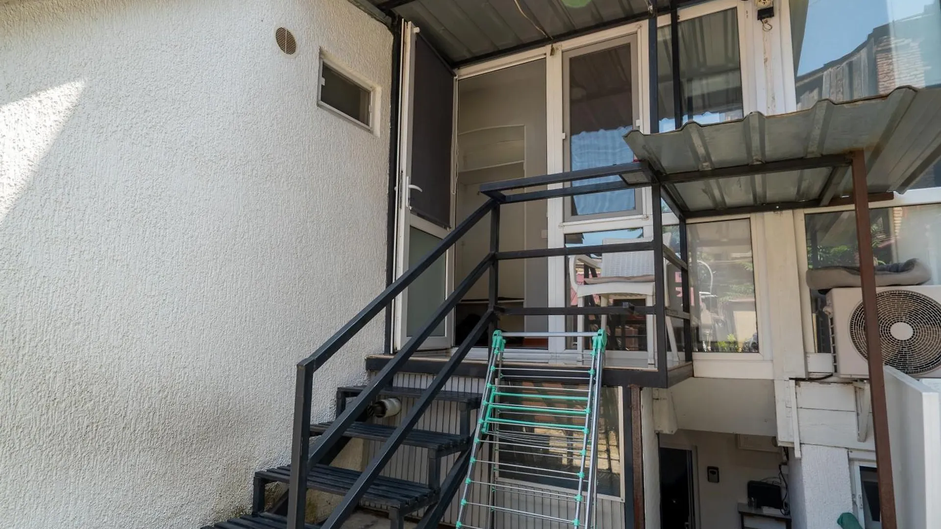 Grey Apartment Old ティビリシ